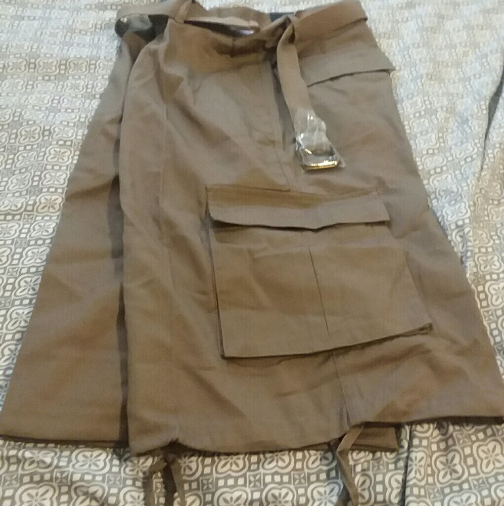 Shorts - Picture 4 of 4